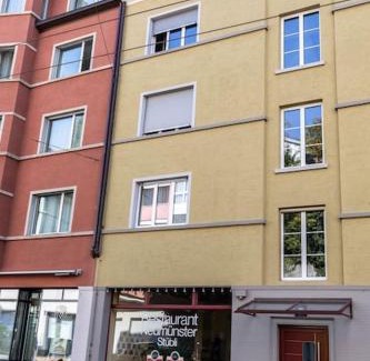 District 8 Apartment | Modern Executive Flat in City Center - Pet & Child Friendly
