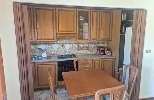 Rapallo Apartment | Comfortable Executive 1 Bedroom with Balcony & Beach Services