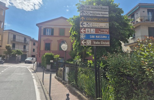 Rapallo Apartment | Comfortable Executive 1 Bedroom with Balcony & Beach Services