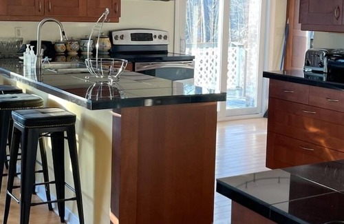 Branford House | Executive home 10 mins to Yale University and Hospital