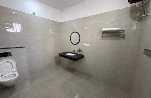 Gomti Nagar House | Guest Rated 10/10 at Executive House - Family & Pet Friendly