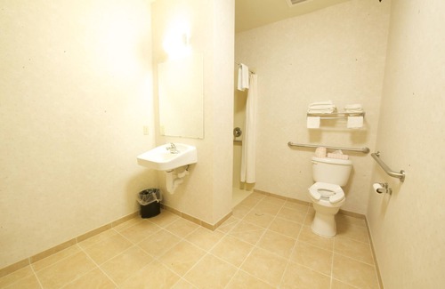 Upper Marlboro Hotel | Comfortable Stay at Executive Inn and Suites with Breakfast