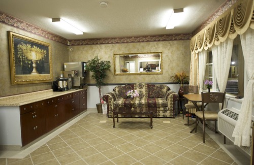 Upper Marlboro Hotel | Comfortable Stay at Executive Inn and Suites with Breakfast