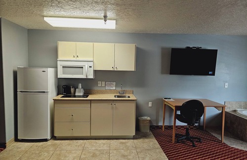 Naples Hotel | Comfortable Extended Stay at Executive Inn and Suites Vernal