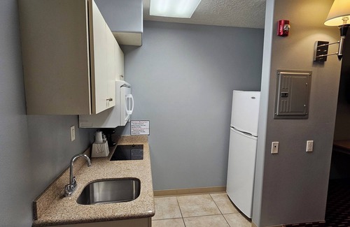 Naples Hotel | Comfortable Extended Stay at Executive Inn and Suites Vernal