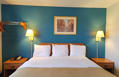 Kilgore Hotel | Budget-Friendly Getaway at Executive Inn Kilgore