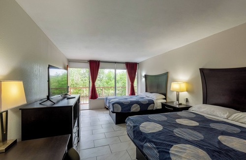 Beeville Hotel | Comfortable Stays at Executive Inn & Suites Beeville