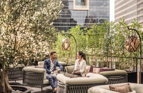 Trade Center House | Elegant Executive King Suite with Spa Near DIFC Gate Village