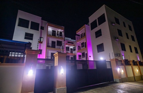 Accra Apartment | Top-Rated Executive Room with Ensuite and Breakfast Included