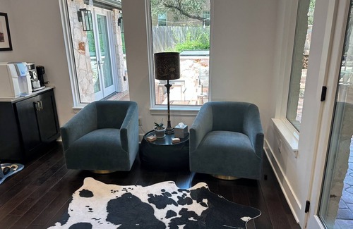 Woods Of Westlake Heights House | Executive Retreat Surrounded by Nature near Downtown Austin