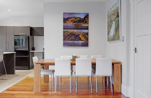 Birkenhead House | Executive Retreat minutes to Takapuna and CBD