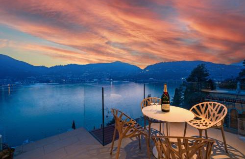 Como Apartment | Upscale Executive Penthouse Como Condo - Guest Rated 10/10