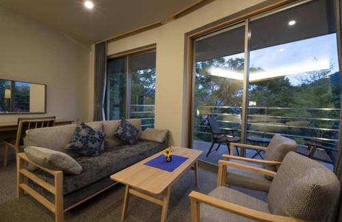 Hachiman-cho Hotel | Modern Executive Room in Gujo Gifu with Essential Amenities