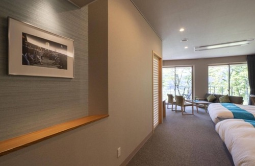 Hachiman-cho Hotel | Modern Executive Room in Gujo Gifu with Essential Amenities