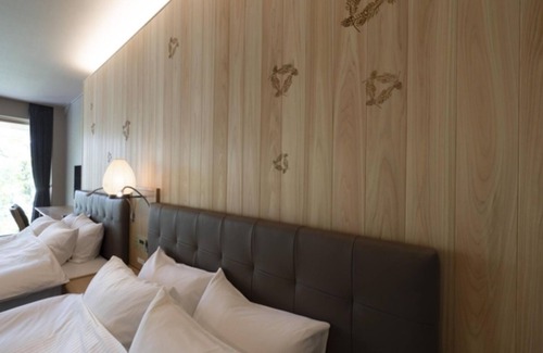 Hachiman-cho Hotel | Modern Executive Room in Gujo Gifu with Essential Amenities