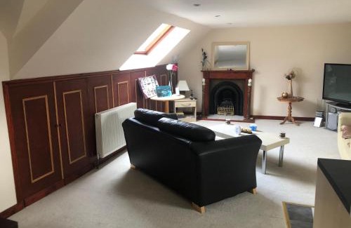 Forfar Apartment | Pet-Friendly Executive Serviced Apartments for Your Stay
