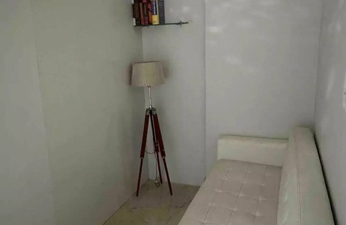 New Delhi Apartment | Child-Friendly Executive Studio Apt in DLF Midtown West Delhi