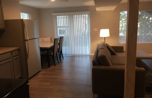 Thornton Apartment | Executive Suite with Kitchen & Breakfast - Rated 9.6/10