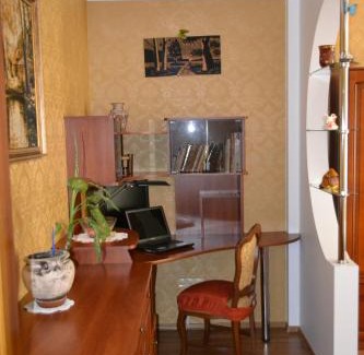 Ternopil Apartment | Prime Executive Suite in the Heart of the City
