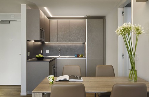 Centro Direzionale Apartment | Elegant Two-Room Apartment with City View | Torre Galfa Milan