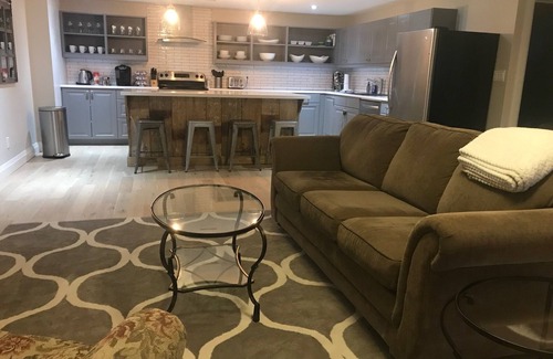 Guelph/Eramosa Apartment | HGTV Featured 2-Bed Apartment with Breakfast & Family Amenities