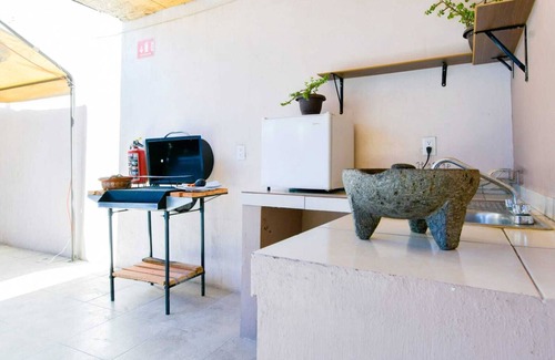 Lafayette Apartment | Inviting Hostel Room with Pool in Guadalajara, Jalisco
