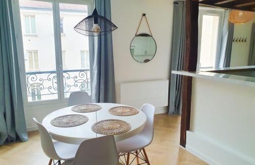 Suresnes Apartment | Discover Exigehome: Duplex Near Paris & Family Friendly