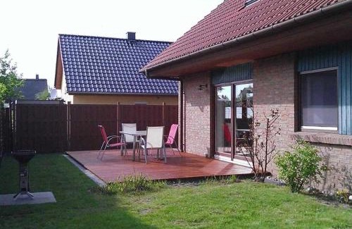 Borgerende House | Cozy FH Aquamarin with Fireplace, Steps from the Beach
