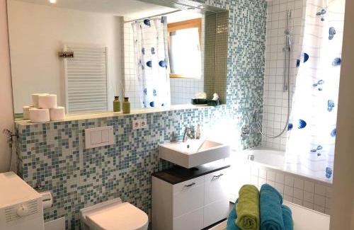 Pfullingen Apartment | Quiet Retreat with Terrace - Guest Rated 9.5/10
