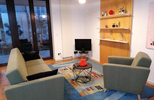 Meiningen Apartment | Exclusive Vacation Apartment Near Theater in Architect Villa