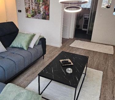 Marburg Apartment | Exclusive Penthouse with Scenic Views of Marburg
