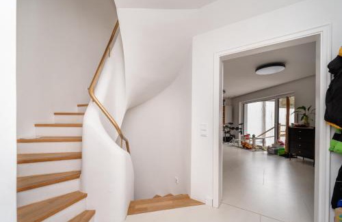 Munchen District Villa | Exklusive Walmdachvilla München-Grünwald