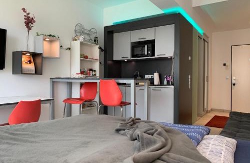 Oststadt Apartment | Relaxing Retreat at Exklusive Wohlfühloase - Free Netflix & Pool
