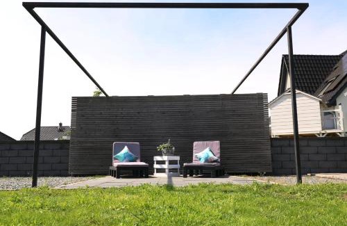 Molschow House | Exclusive Lady Lounge House with Wi-Fi & Fireplace