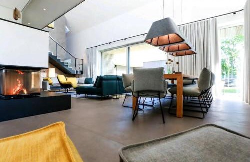 Fehmarn House | Exclusive Country House Retreat with Family & Pet-Friendly Options