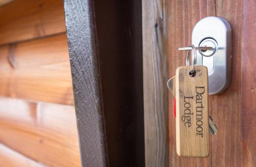 Okehampton Apartment | Discover Exmoor Lodge: Child-Friendly 4-Star Retreat