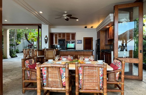 Kailua-Kona House | Exotic Kona Bay Hawaii Beachfront Retreat with Ocean Views