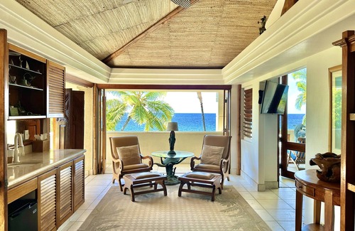 Kailua-Kona House | Exotic Kona Bay Hawaii Beachfront Retreat with Ocean Views