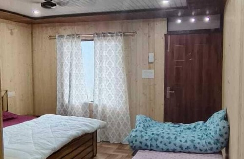 Narainkoti Hotel | Exotic Mount View