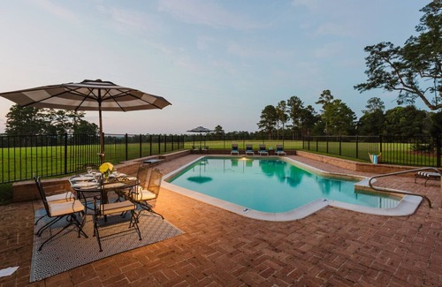 Fowlstown House | Expansive 85-Acre Villa w/Pool & Fire Pit