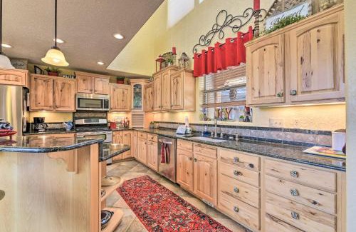 Angel Fire House | Inviting Angel Fire Retreat near Fishing with Spa Access!