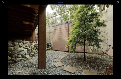 North Star House | Impressive Executive Home Near Westchester Lagoon