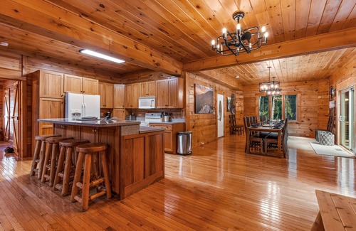 Banner Elk Cabin | Premier Log Home with Private Swimming Hole & Spa Amenities