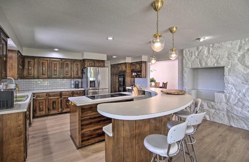 Tri-Cities House | Inviting Pasco Retreat with Sauna & Pet-Friendly Amenities