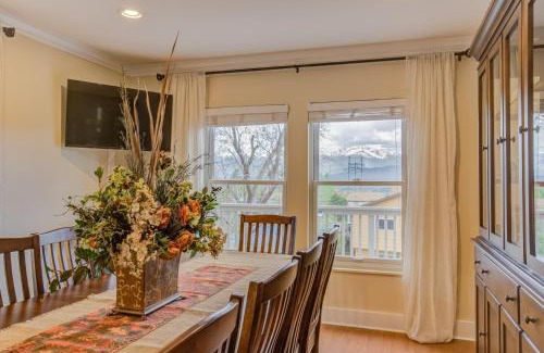 Briargate House | Scenic Peak Views, 6BR Family Home Near USAFA