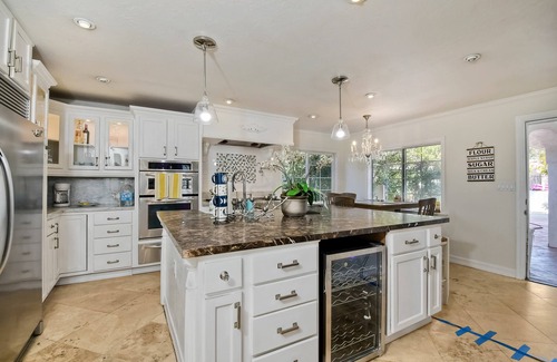 Vista House | Spacious Private House with Pool & Ocean Views, Sleeps 20