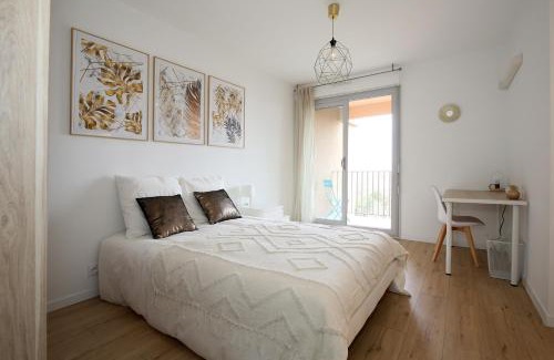 Croix de Pierre Apartment | Exquisite Les Oustalous: Pool, Parking & High Guest Ratings