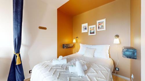 Cote Pavee Apartment | Prime Expat Stay at L’Orient Express with Wifi & Parking