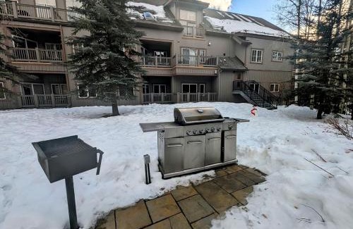 River Run House | Experience Expedition Station 8614: Family-Friendly Retreat