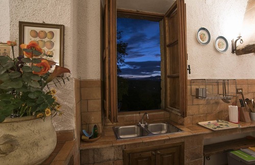Proceno Apartment | Discover a Castle Retreat with Ocean Views and Spa Amenities